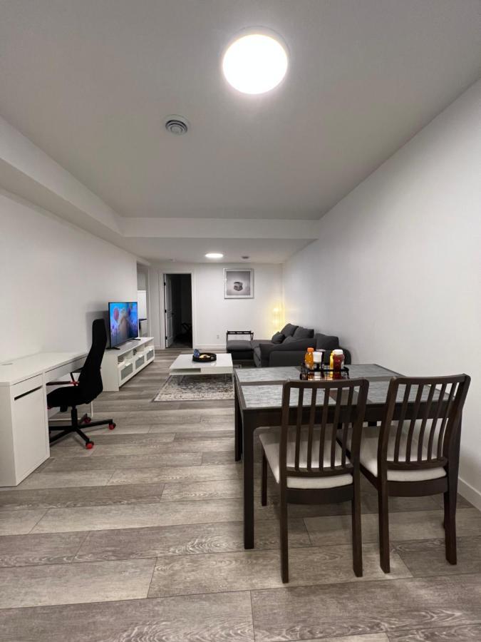 Newly Built 2 Bedroom Suite With Free Parking - Close To Banff National Park, Calgary YYC Exterior foto